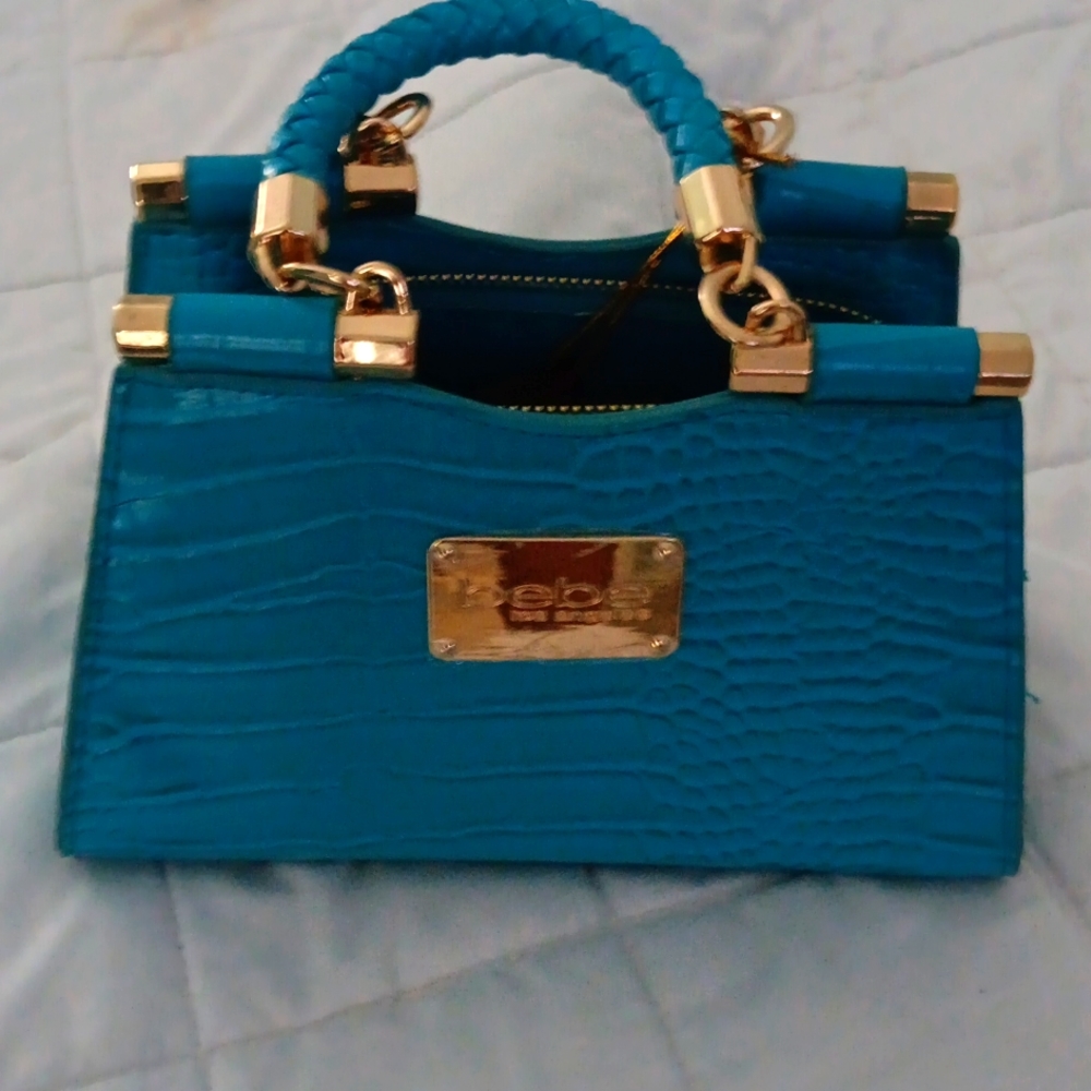 bebe pocket book crossbody